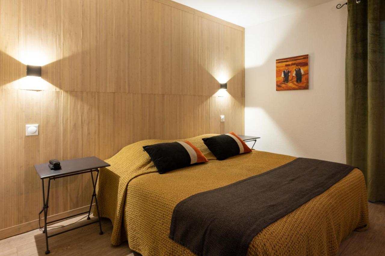 Hotel L'Amandiere แซ็งต์-เรมีย์-เดอ-โพรวองซ์ ภายนอก รูปภาพ