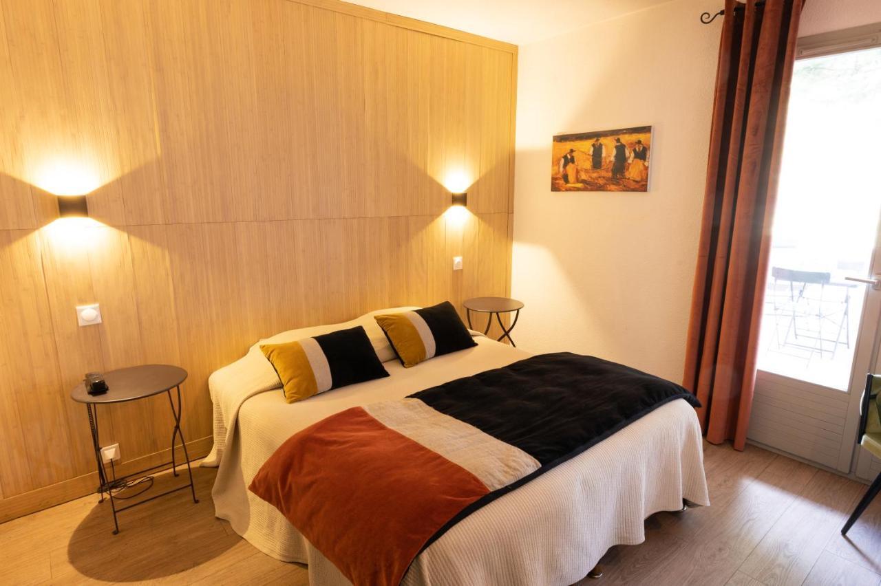 Hotel L'Amandiere แซ็งต์-เรมีย์-เดอ-โพรวองซ์ ภายนอก รูปภาพ