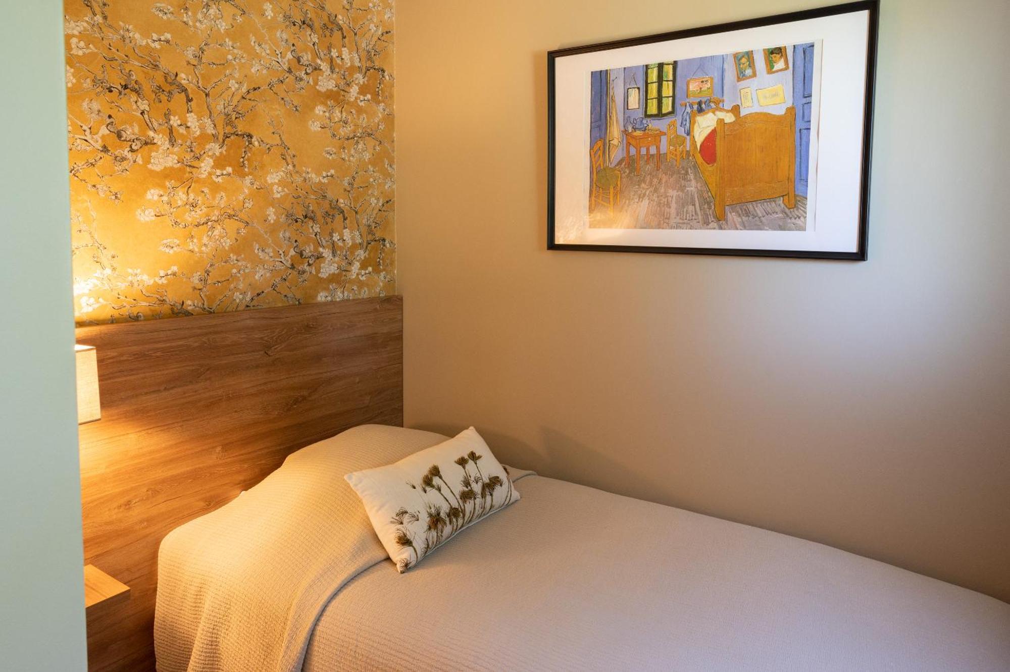 Hotel L'Amandiere แซ็งต์-เรมีย์-เดอ-โพรวองซ์ ภายนอก รูปภาพ